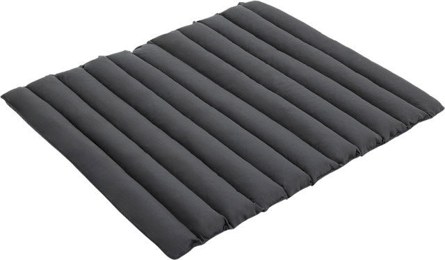 HAY Palissade Soft Quilted Kissen für Dining Bench in Anthrazit, Rot oder Schwarz - Bild 1