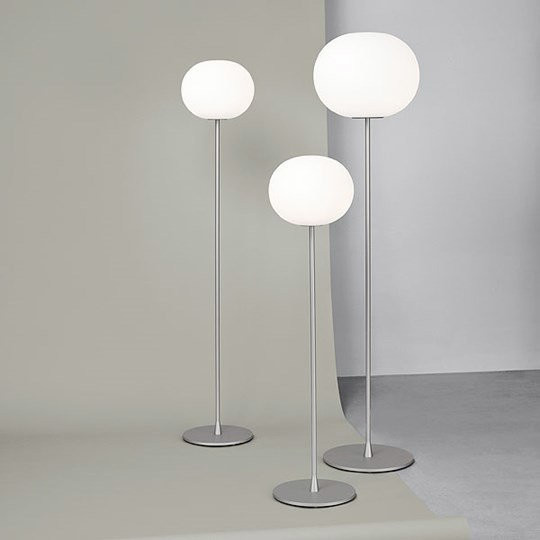 Flos Glo Ball F Stehleuchte in Weiß aus Glas - Bild 2