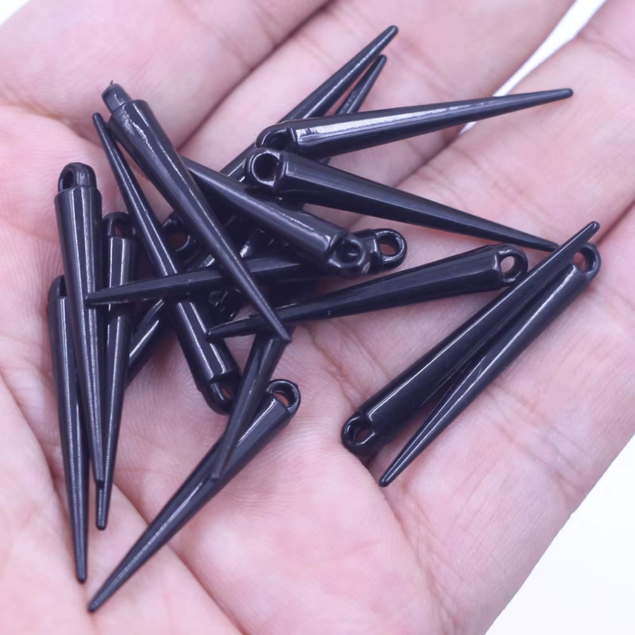 Ohrstecker Spikes, Acryl, Schwarz, 34mm, Unisex - Bild 3
