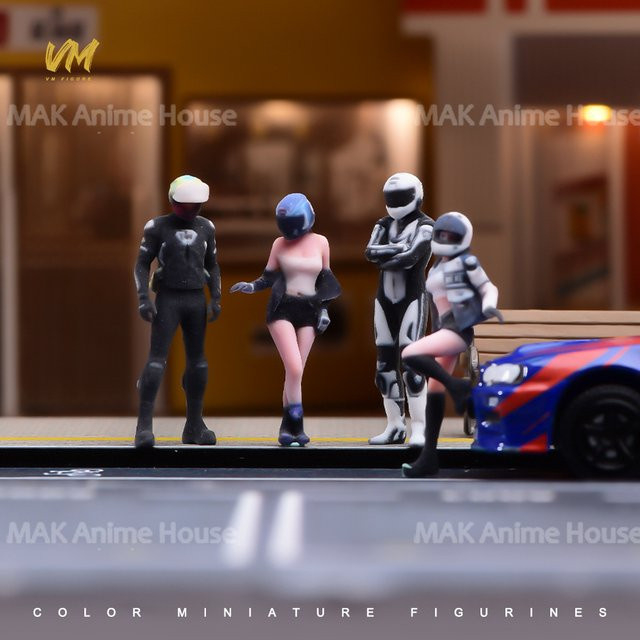 MAK Motorraduniformen für Männer und Frauen mit Helmen, Szenenpuppe, Druckmodell - Bild 1