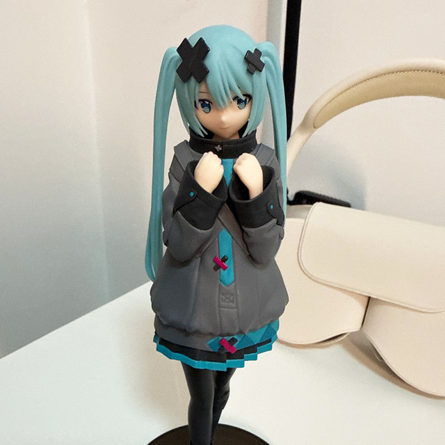 Bandai Hatsune Miku Figur, PVC-Modell, ab 14 Jahren - Bild 1