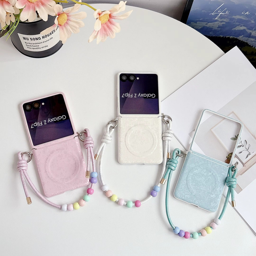 Samsung Galaxy Z Flip 6 5G Handyhülle mit MagSafe Magnet, Scharnierschutz und Handgelenkschlaufe in Blau (Dopamin-Farbpalette) - Bild 2