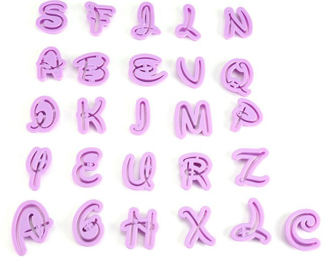 CosyHome 26 Stück Alphabet Buchstaben Ausstechformen für Kekse und Fondant in Pink - Bild 1