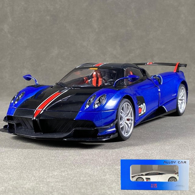 Pagani Huayra BC Supersportwagen, Modellauto, 1:18, mit Licht und Sound, ab 14 Jahren - Bild 1