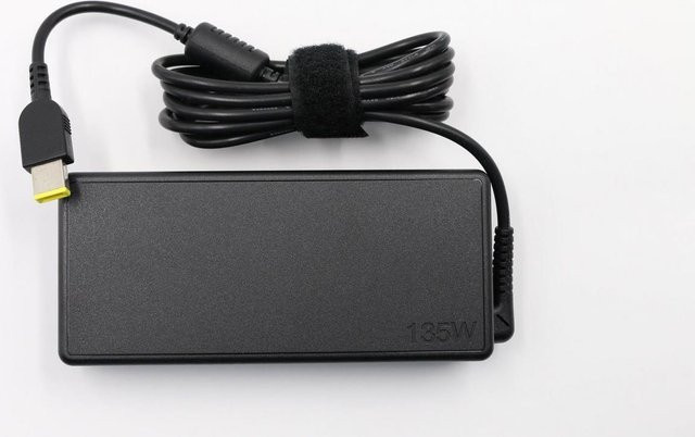 Lenovo AC Adapter 135W in Schwarz (FRU00PC762) - Bild 1