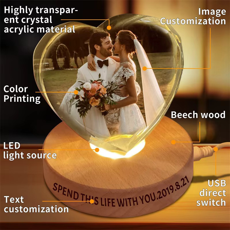 Personalisiertes Herz-Kristall-Foto von 4MELLY als individuelles graviertes Geschenk in Transparent, ideal für Jahrestag, Hochzeit oder Geburtstag - Bild 3