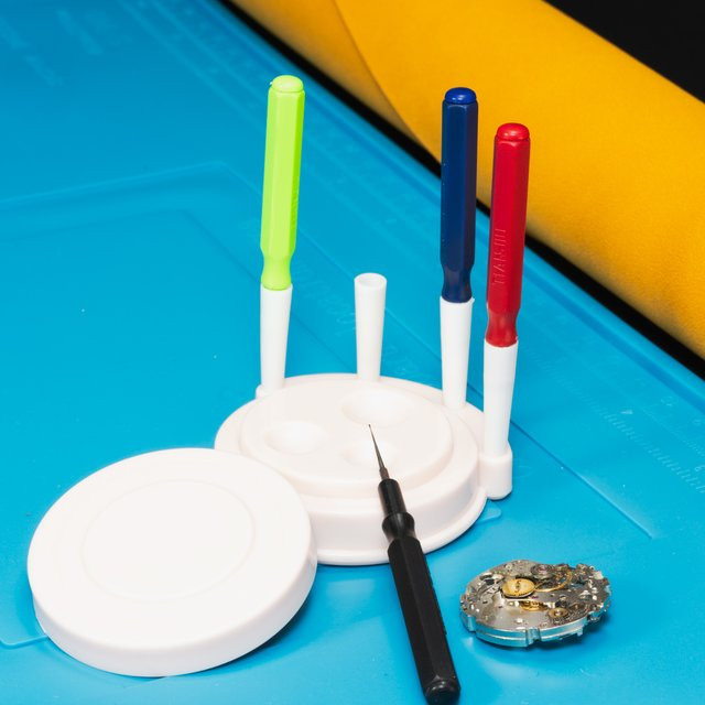 FancyWrist Uhrenöler-Set, Kunststoff, 1 Ölbecher + 4 Ölstifte - Bild 1