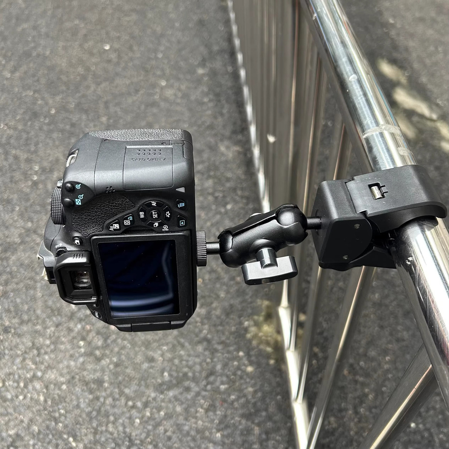 Universelle 360x3 Halterung für GoPro Actionkameras und Smartphones in Schwarz für Fahrradlenker und Motorrad - Bild 2