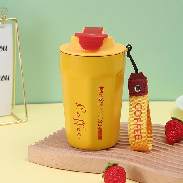 Yiran Furniture Edelstahl Kaffeetasse mit Tragegriff, Tragbarer Becher für Kaffee und Cola, 420ml, Erhältlich in Weiß, Rot, Schwarz und Gelb - Bild 1