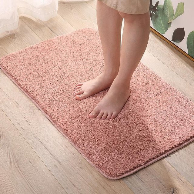 Rutschfeste und saugfähige Hochplüsch-Fußmatte von Yiran Furniture für Küche und Badezimmer, B/B: 40 x 60 cm - Bild 1