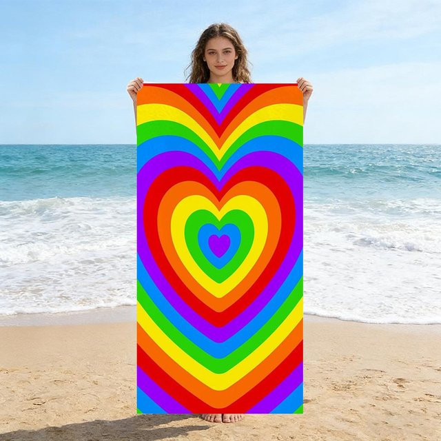 Sandfreies und schnelltrocknendes Strandtuch mit Regenbogen-Herz-Design von JMG Household Supplies, Mehrfarbig, B: 60 cm, H: 40 cm - Bild 1
