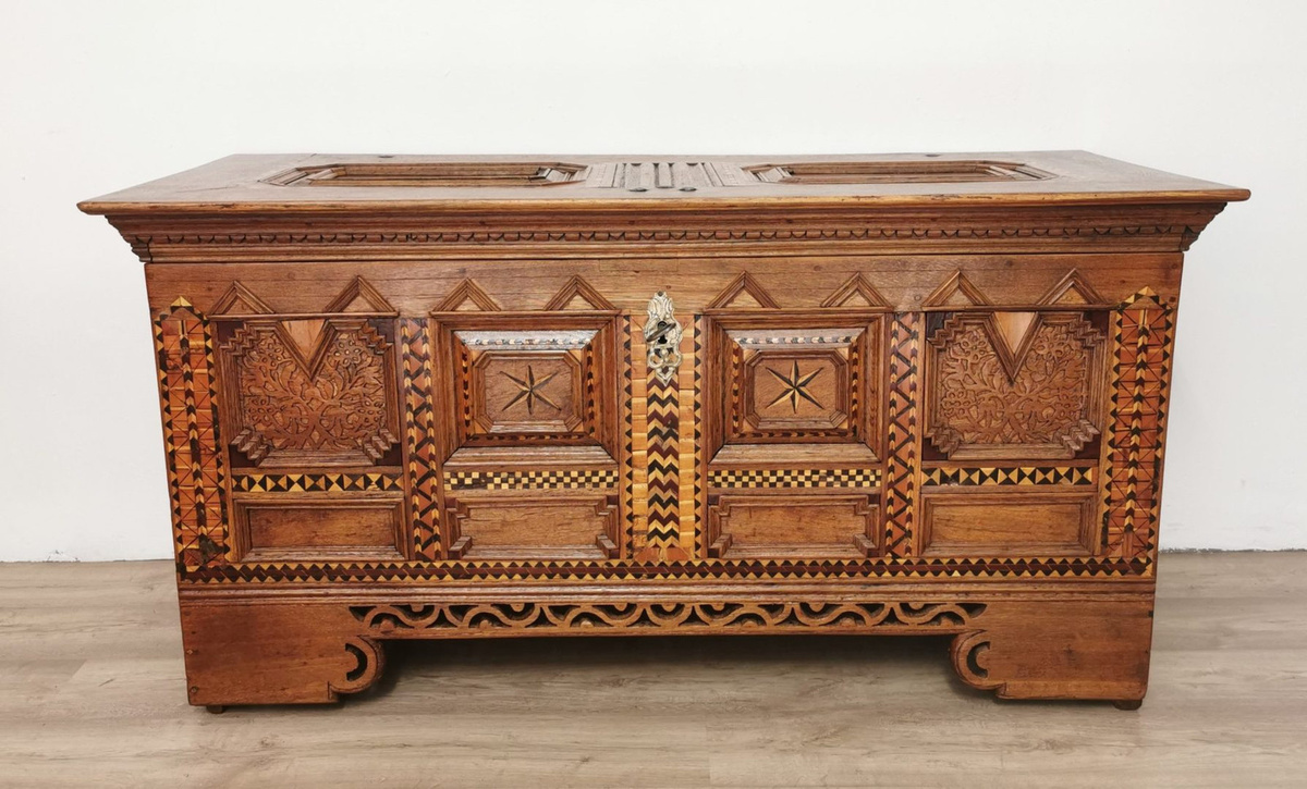Antikhof Brück Barock Truhe Biedenkopf um 1770/80 in Braun - Bild 1
