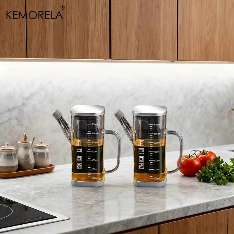 KEMORELA Küchenöl-Spenderflasche aus Glas in Transparent mit 700 ml Volumen und auslaufsicherem Präzisions-Ausgießer inklusive Skala - Bild 5