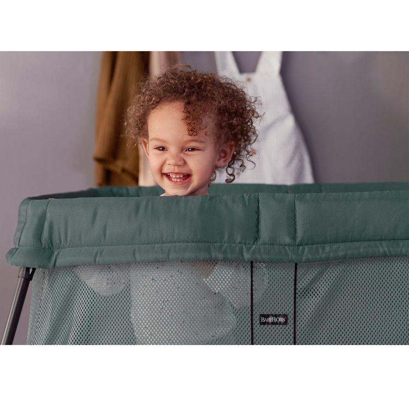 Babybjörn Reisebett Light in Green - Bild 5