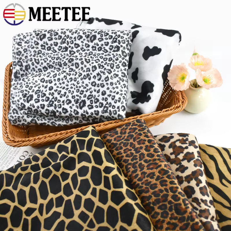 Meetee Leopard Plüschstoff mit Tigerstreifen-Jacquard-Muster für DIY-Projekte, B: 145 cm, L: 45/90 cm - Bild 4