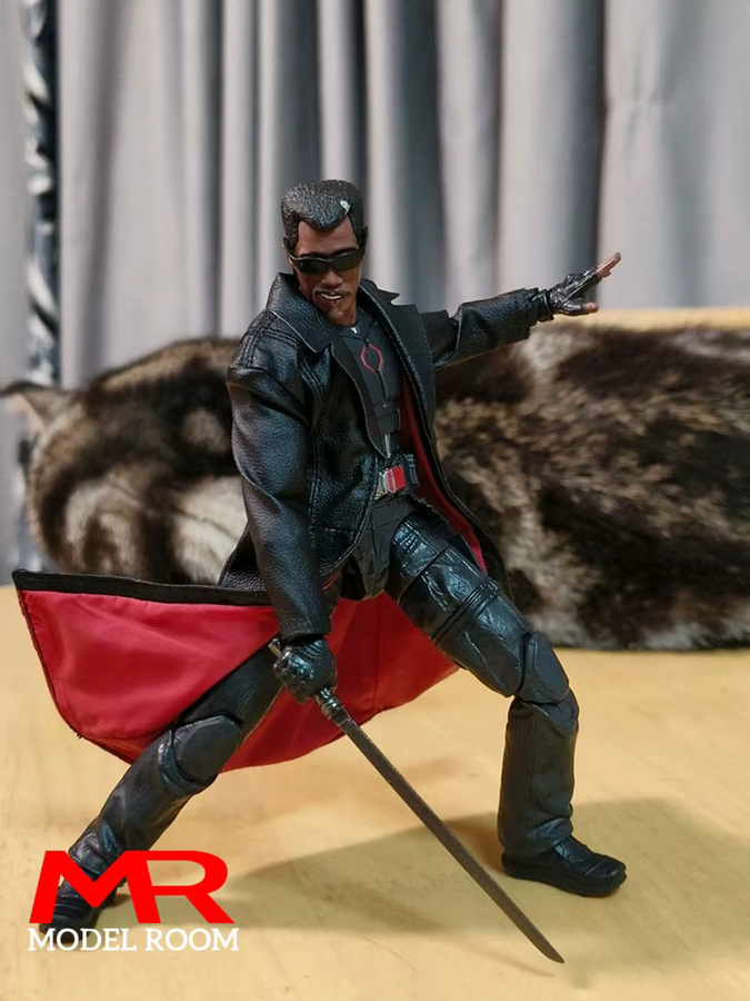 Mezco Notaman Mezco Soldat Actionfigur-Körper, schwarzer langer Ledermantel, Stoff-Windjacke, Zubehör, Maßstab 1:12 - Bild 3