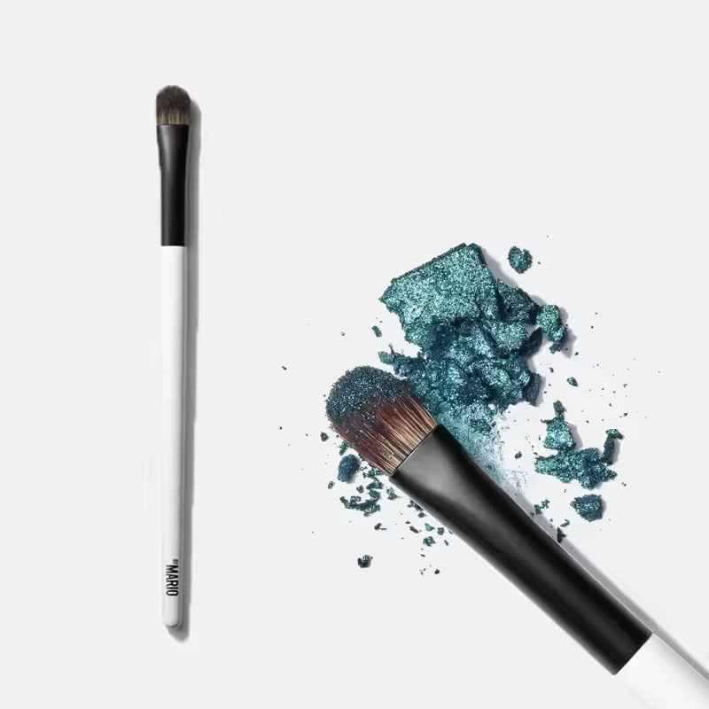 ALLMARIO Dual-Ended Foundation Face Brush, Doppelseitiger Pinsel, Unisex - Bild 2