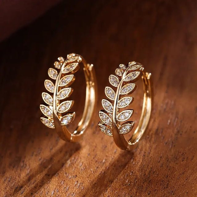 Huitan Creolen, Olivenblatt-Motiv, Zirkonia, Gold, Damen - Bild 1