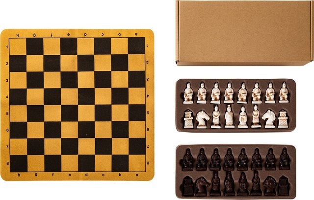 Yernea Schachspiel, Ritter, Strategiespiel - Bild 1