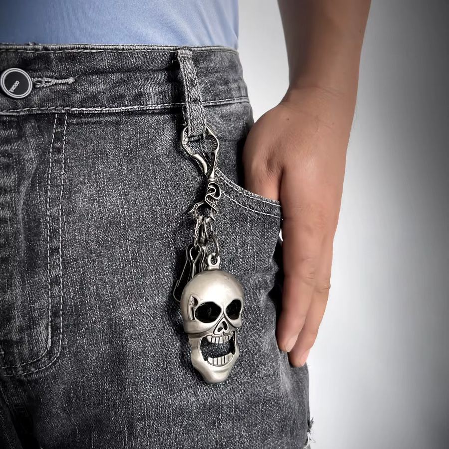 DPANCO Totenkopf Schlüsselanhänger, Metall, Silber, Unisex - Bild 3