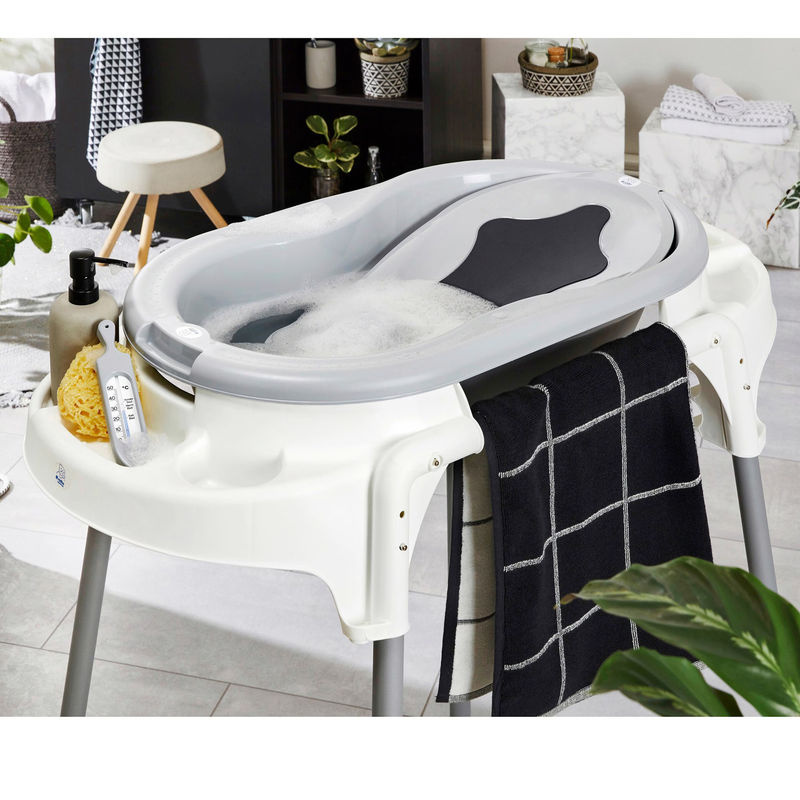 Rotho Babydesign 4-tlg. Badewannen-Set TOP Badestation in Grau und Weiß mit Neugeborenen-Einsatz und Ablauftopf - Bild 2