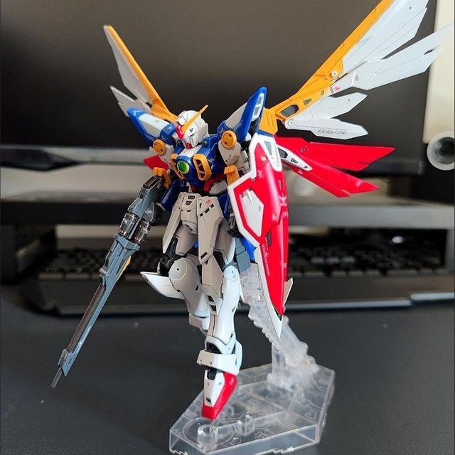 Bandai EW HG 1/144 Wing XXXG-01W Zero Type Hairless Prototyp Modellbausatz in Weiß - Bild 1