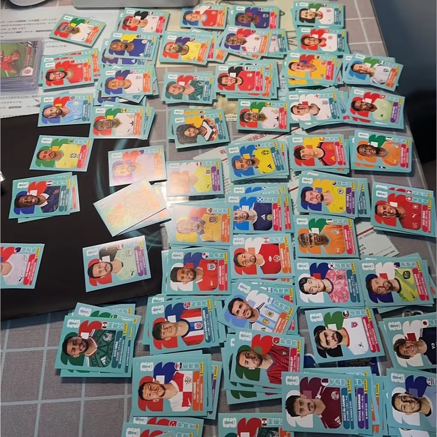 Panini 2026 FIFA Weltmeisterschaft Sticker Box, 50 Überraschungspäckchen, Spiel-Sammelkarten - Bild 2