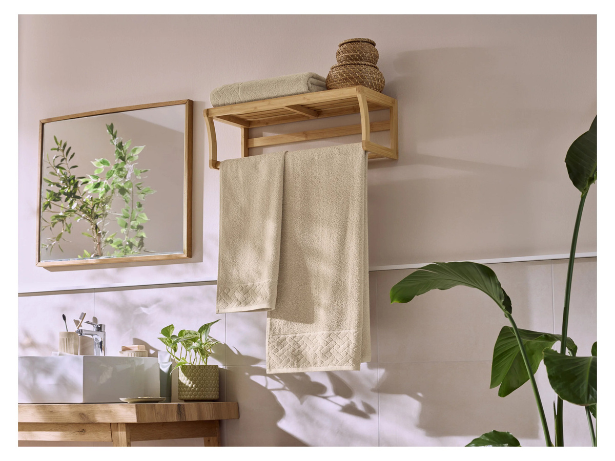 LIVARNO Badetuch aus Baumwolle in Beige, flauschig und schnelltrocknend - Bild 2