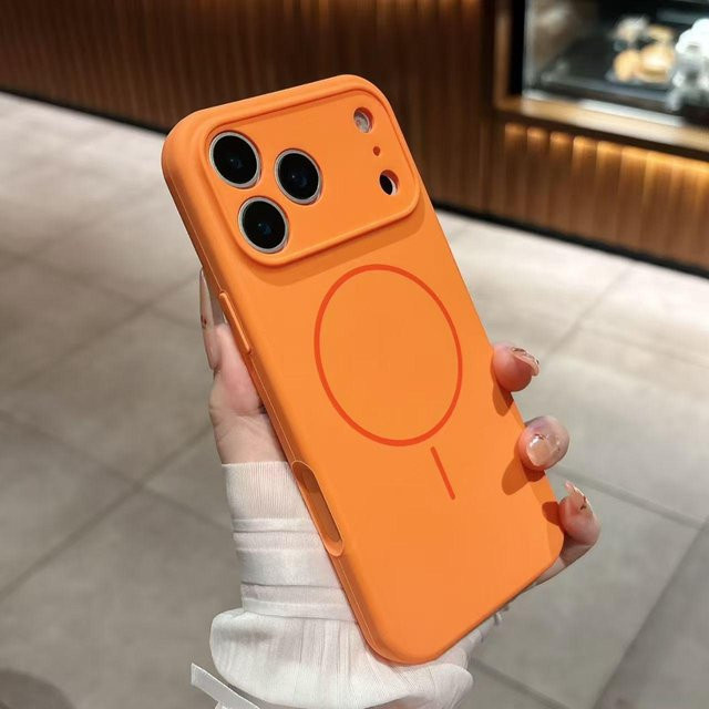 Sturzsichere MagSafe Handyhülle aus flüssigem Silikon für Apple iPhone 17 Pro Max und iPhone 12 Pro in Orange - Bild 1