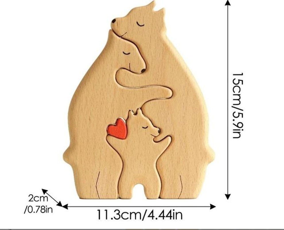 Personalisierte Holz-Puzzelfigur Elefanten-Familie mit Familiennamen als dekoratives Holzornament in Braun und Beige von BC-Warm Home - Bild 1