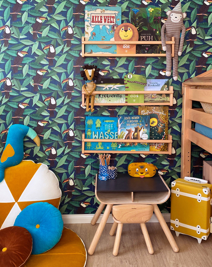 Studio Ditte Tapete Toucan in Grün und Multicolour mit botanischem Tiermotiv für das Kinderzimmer - Bild 3