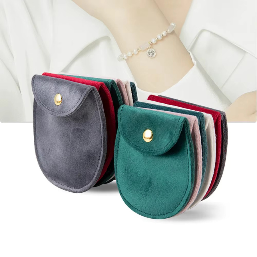 Halb ovale Samt Schmuckbeutel mit Druckknopf zur Aufbewahrung von Halsketten und Armbändern in Rot und Multicolour - Bild 1