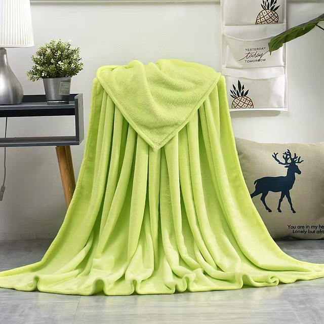 JAGDAMBE Fleecedecke aus weichem Korallen-Flanell in LT Grey als Tagesdecke oder Sofabezug mit 230 g/m2 - Bild 1