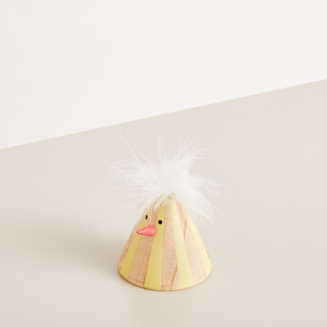 BLUME2000 Deko Holzhuhn gestreift in Gelb und Braun für deine Oster Tischdeko - Bild 1