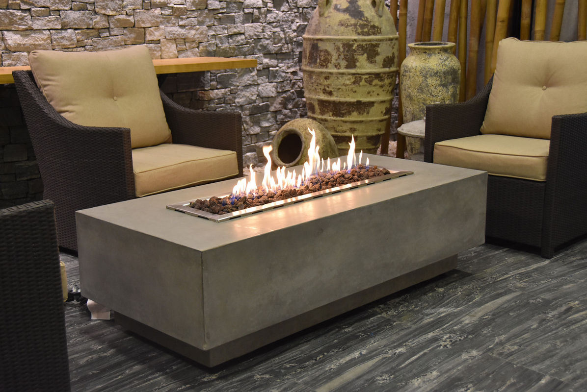 Elementi Gasfeuerstelle Granville als Gas-Feuertisch in Beton-Optik Grau aus Faserbeton und Edelstahl, B/T/H: 70 x 70 x 43 cm - Bild 2