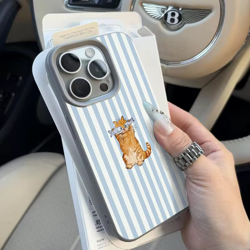 Handyhülle mit Kätzchen-Fisch-Design und Streifen für iPhone 11 bis iPhone 17 Pro Max, weiche TPU-Abdeckung, Farben: Grau und Blau - Bild 1