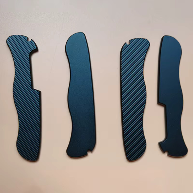 Victorinox Aluminium Messergriff mit Twill- und Flachmuster für das Swiss Army Rescue Tool Centurion 111 mm - Bild 1