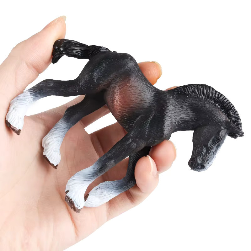 Oenux Wildpferd Modellfigur aus PVC für Kinder und Sammler als Dekoration oder Spielzeug - Bild 2