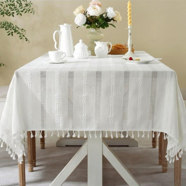 Jacquard Tischdecke Super Six mit Quasten und Streifen, Farbe: Weiß, B/B: 90 x 90 cm - Bild 1