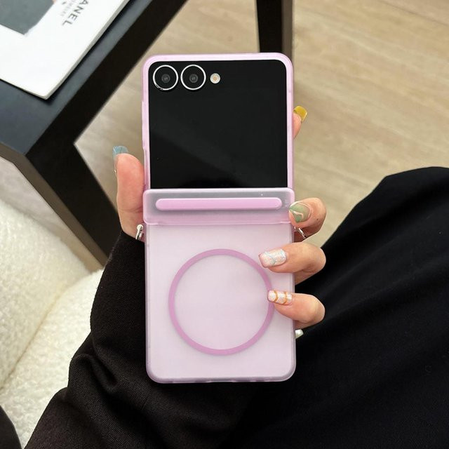 Matte Magnet-Handyhülle mit Scharnierschutz und MagSafe-Kompatibilität für Samsung Galaxy Z Flip 7, Z Flip 6 und Z Flip 5 in Transparent oder Pink - Bild 1