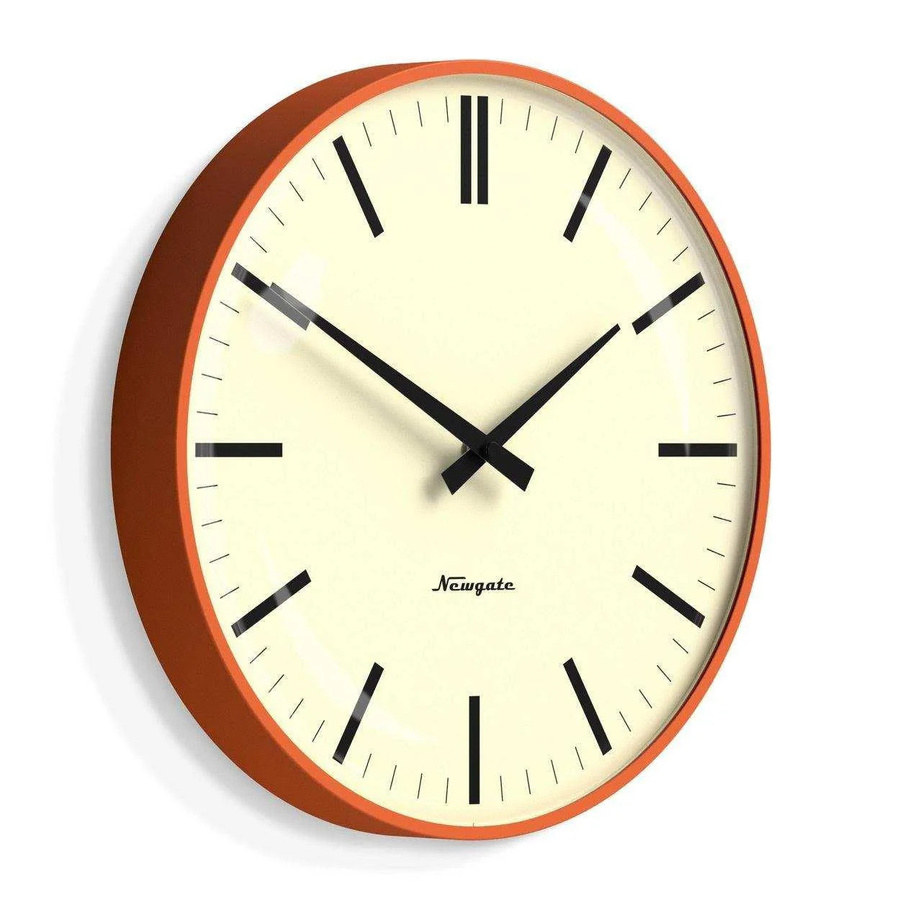 Newgate Radio City Wanduhr in Orange im Retro-Design mit Linien-Optik, Durchmesser: 33 cm - Bild 1