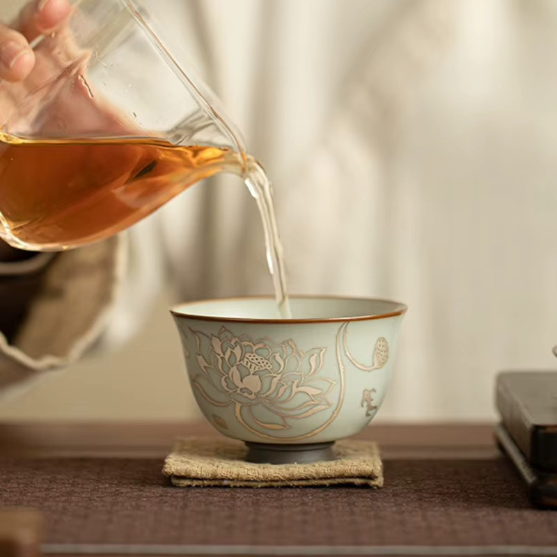 Ruyi Lotus Keramik Teetasse aus Ruyao mit Crackle Glaze für dein chinesisches Tee-Set - Bild 2