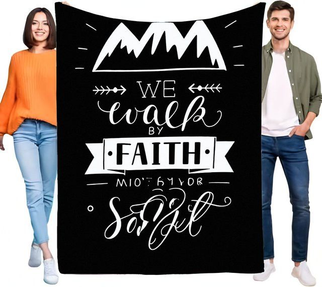 Mighty Faith inspirierende Decke mit grafischem Design in Schwarz-Weiß, weicher und gemütlicher Überwurf für Deine Heimdekoration - Bild 1