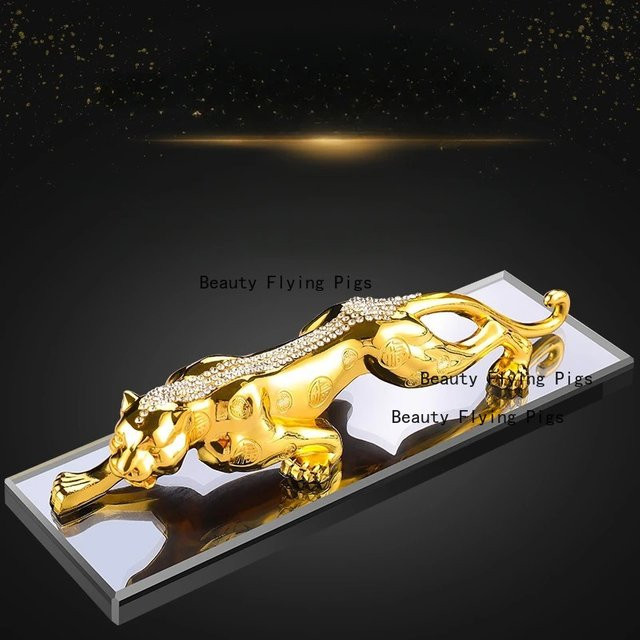 Dekorative Leopard-Skulptur aus Zinklegierung in Gold für Auto und Zuhause - Bild 1