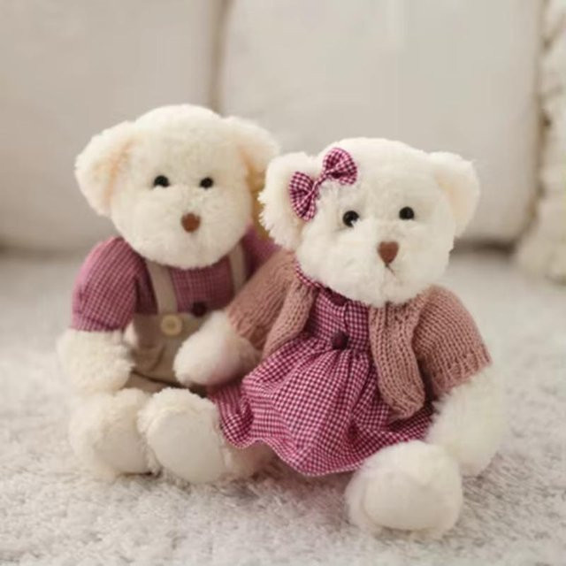 Kidsly Teddybär mit Kleidung, Plüschtiere Puppen, 2-teiliges Set, ab 14 Jahren - Bild 1