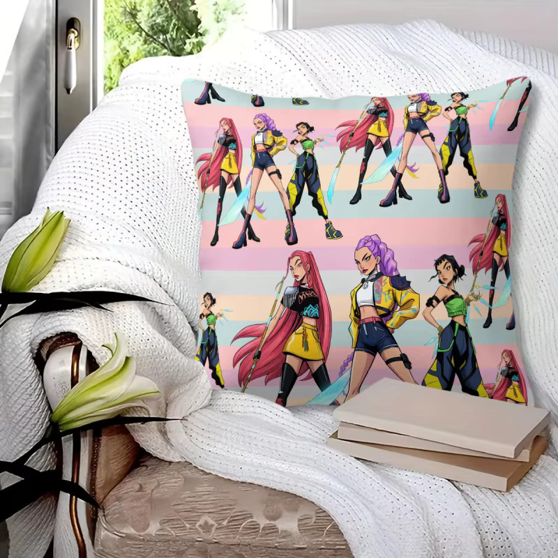 Hasbro Kpop Dekokissen mit Cartoon-Anime-Mädchen-Aufdruck, quadratisches Polyester-Kissen in Multicolour für dein Sofa oder Schlafzimmer - Bild 3