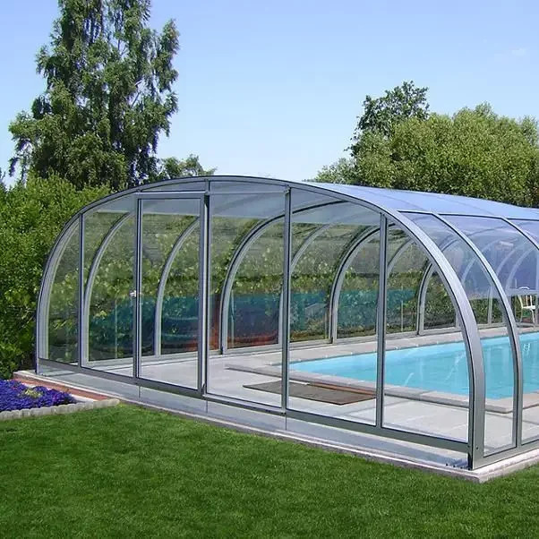 Modernes Teleskop-Schwimmbadüberdachungssystem aus Aluminium mit gebogener Form - Bild 1