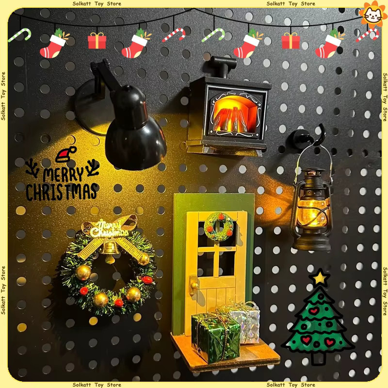 Retro-Handlampe in Weihnachtskranz-Optik als Tischdekoration in Multicolour - Bild 1
