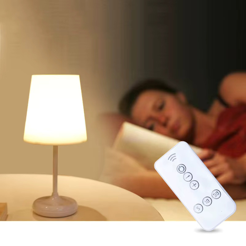 Lyfs LED Schreibtischlampe in Weiß mit Touch-Funktion, Dimmbarkeit und Fernbedienung, USB-aufladbare Tischleuchte mit Augenschutz für Home-Office und als Nachtlicht, B/T/H: 13,0 x 29,0 x 13,0 cm - Bild 3