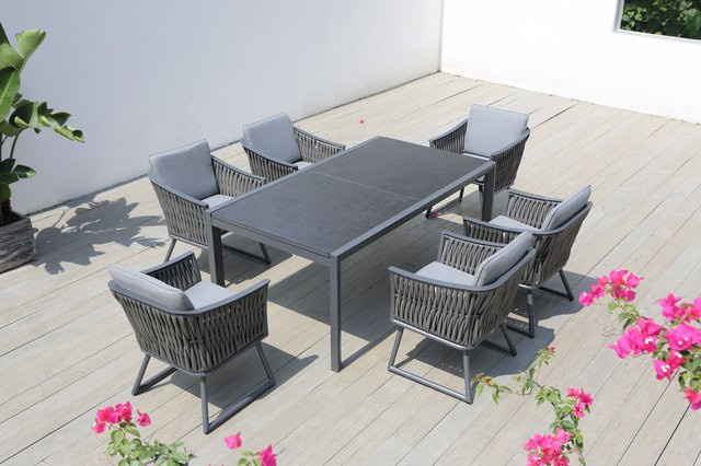 OUTFLEXX Garten-Essgruppe aus Aluminium in Anthrazit mit Ausziehtisch und 6 Sesseln, B/T/H: 100 x 76 x 76 cm (Tisch: 180/270 x 100 cm) - Bild 1
